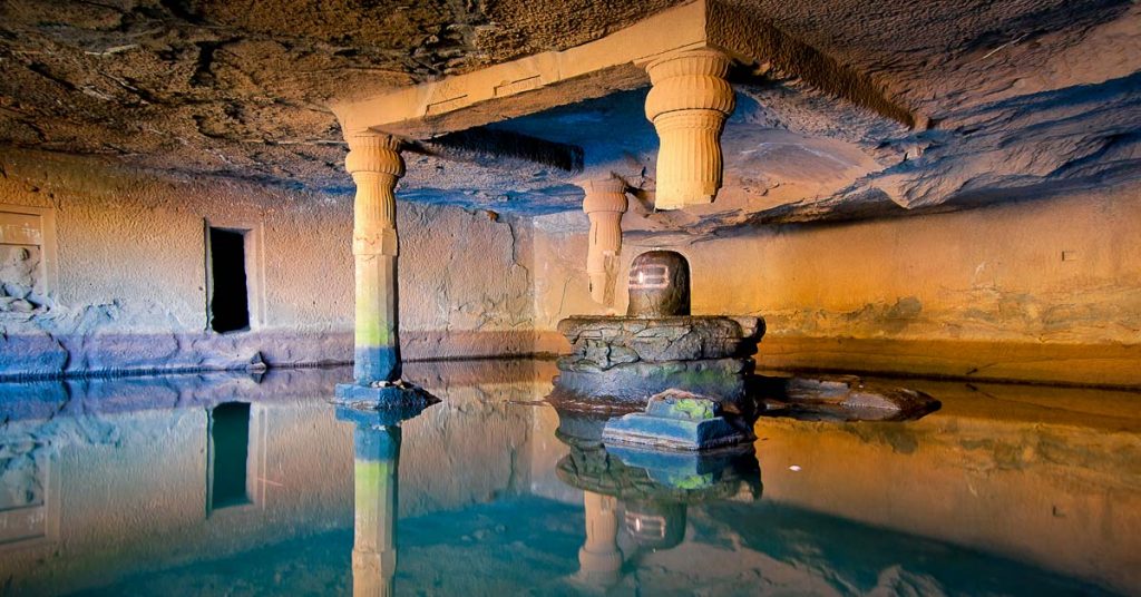 Harishchandragad Fort Temple