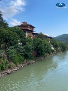 Bhutan Trek, Bhutanese monuments and architecture on Druk Path Trek