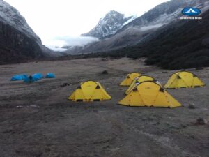 Campsite at Thansing, Goecha La, Goecha La Pass, Sikkim, Trekking, Tents, Kangchenjunga