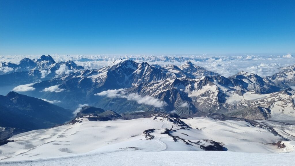 Mount Elbrus in Russia, Snow mountain, Summit