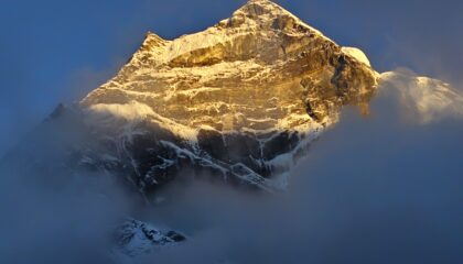 Sunset views on Mera Peak