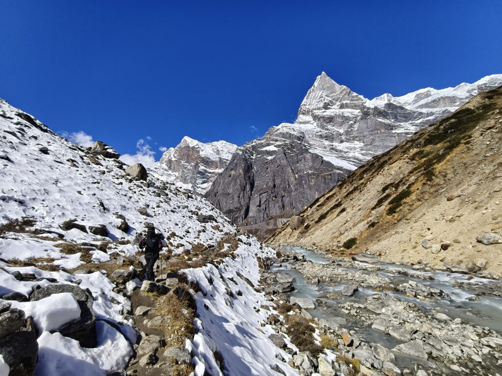 Snow trail and a river in Nepal