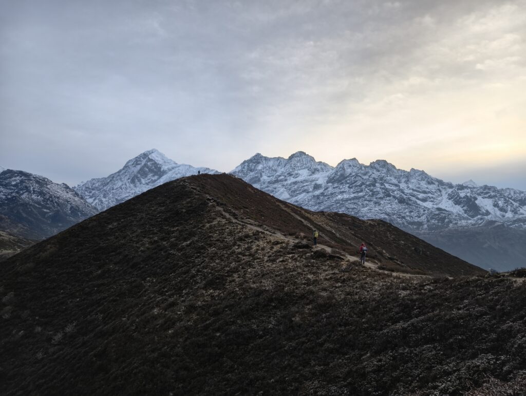 Trekkers arriving at Dzongri Top in time for sunrise